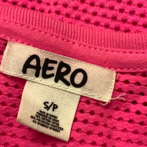 Aero hot pink mesh top. On or off shoulder. S/P - Picture 5 of 5